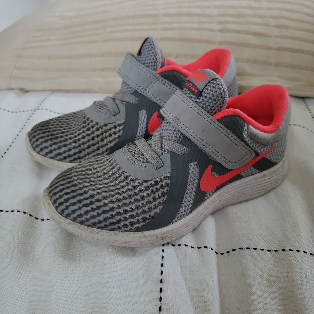 Nike